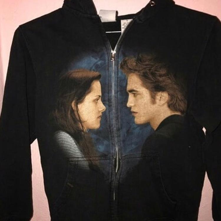 oh btw yall if anyone has this jacket, can i buy it off from you xoxo ?! 