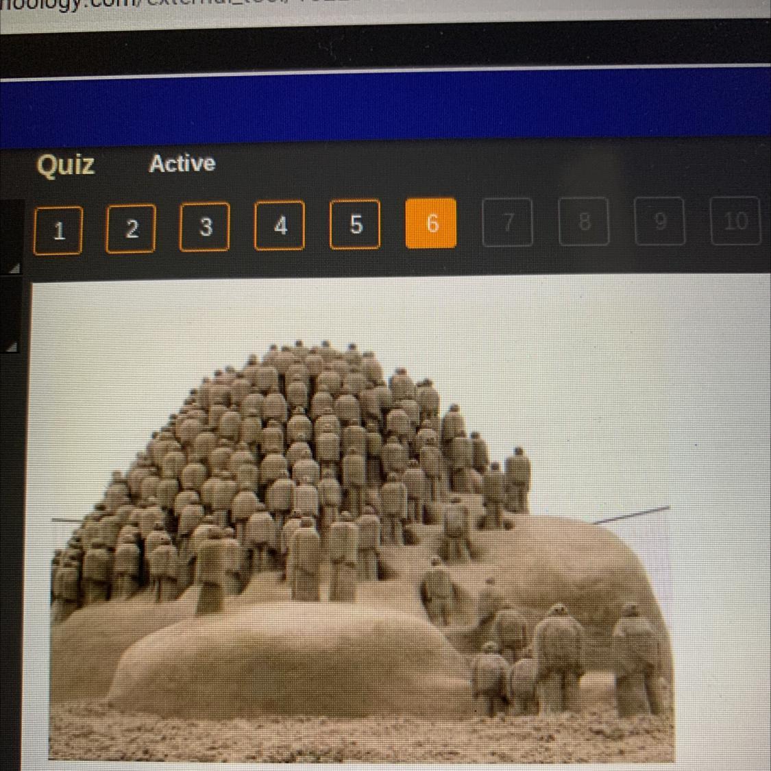 What type of environment sculpture is the above sculpture an example of?a.natural sculptureC.sculpture
